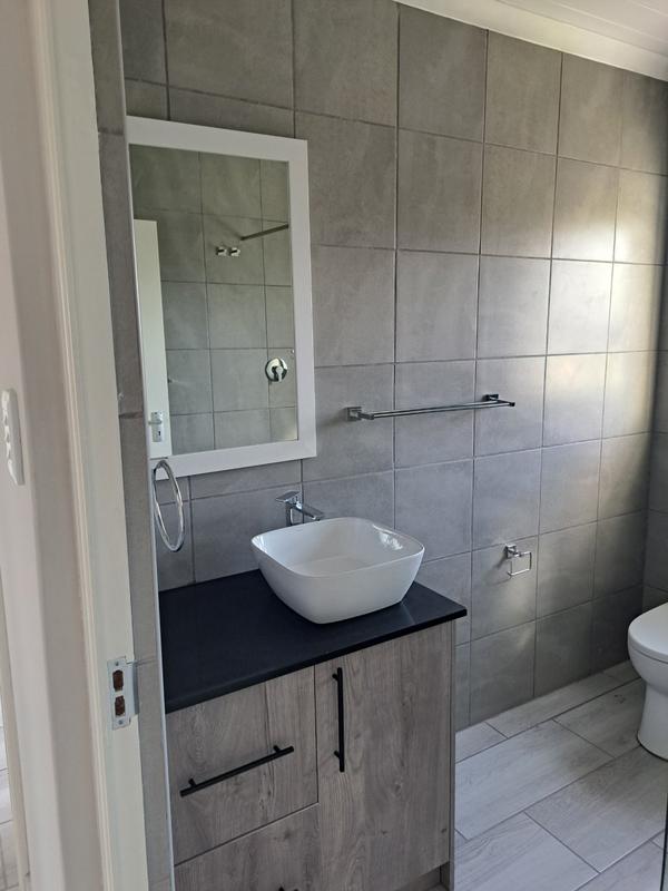 4 Bedroom Property for Sale in Pearly Beach Western Cape
